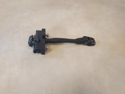 BMW Genuine BMW X1 F48 F49 M13 X1 16d 18d 18dX Front Door Brake 51217436001 — thumbnail 5