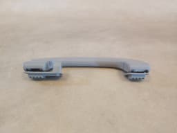 BMW Genuine BMW X5 E70 X5 E70 LCI REAR right Roof Handle 51166977714 — thumbnail 3
