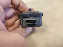 BMW BMW F90 M5 G20 G30 G32 G11 RADIO REMOTE CONTROL RECEIVER 434 MHZ 61356810213 — thumbnail 9