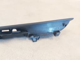BMW OEM BMW X50 E70 Interior Door Handle Trim Front Right Light package 51416973736 — thumbnail 6