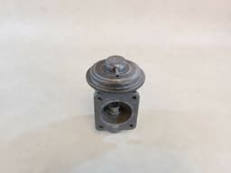 BMW BMW 1 3 5 7 x3 x5 x6 e87 e90 e60 e65 e83 e70 OEM EGR VALVE 11717804382 7804380 — thumbnail 3