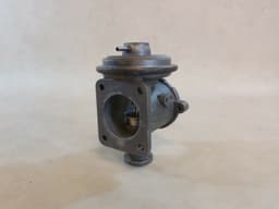 BMW BMW 1 3 5 7 x3 x5 x6 e87 e90 e60 e65 e83 e70 OEM EGR VALVE 11717804382 7804380 — thumbnail 4
