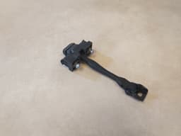 BMW Genuine BMW X1 F48 F49 M13 X1 16d 18d 18dX Front Door Brake 51217436001 — thumbnail 10