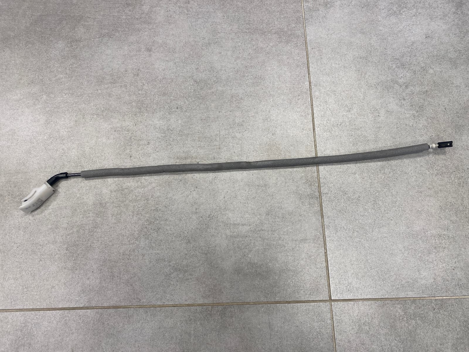 GENUINE BMW X5 E70 X6 E71 E72 Rear door handle bowden cable 51227137107