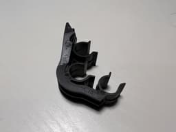 BMW BMW 3 5 6 7 8 X3 X4 X5 X6 X7 G series GENUINE BMW Fuel Line Holder Bracket — thumbnail 6