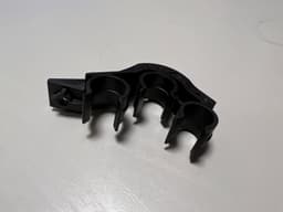 BMW BMW 3 5 6 7 8 X3 X4 X5 X6 X7 G series GENUINE BMW Fuel Line Holder Bracket — thumbnail 4