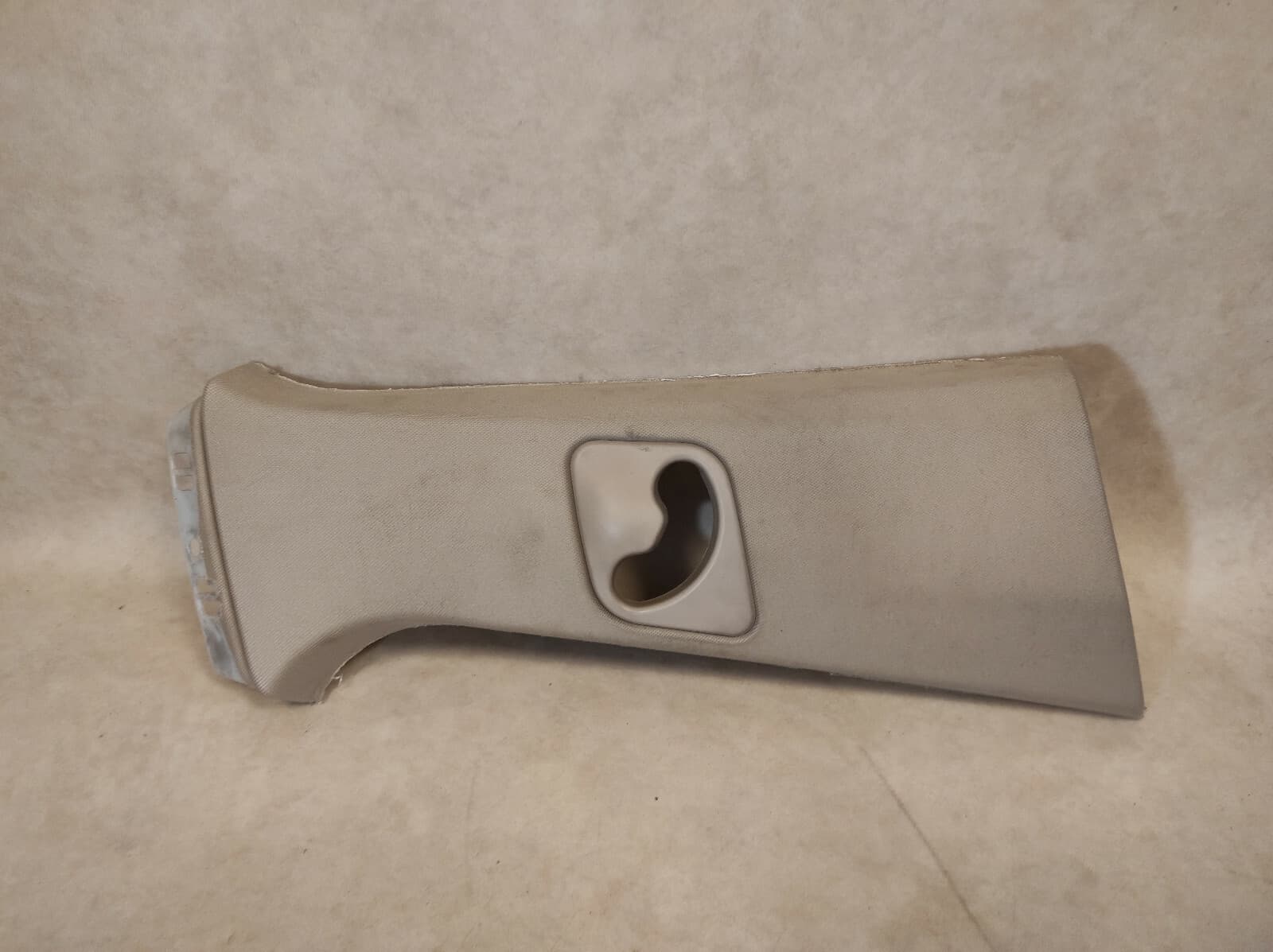 BMW OEM BMW X5 F15 Upper Beige B Pillar Trim Cover Panel Top - RIGHT, 51437342548