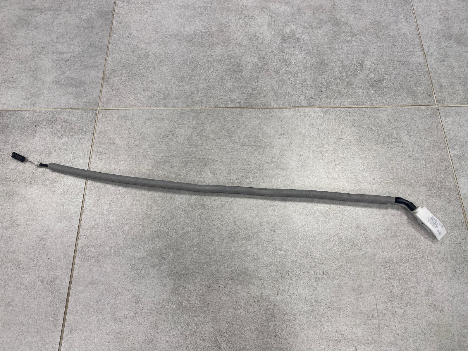 GENUINE BMW X5 E70 X6 E71 E72 Rear door handle bowden cable 51227137107