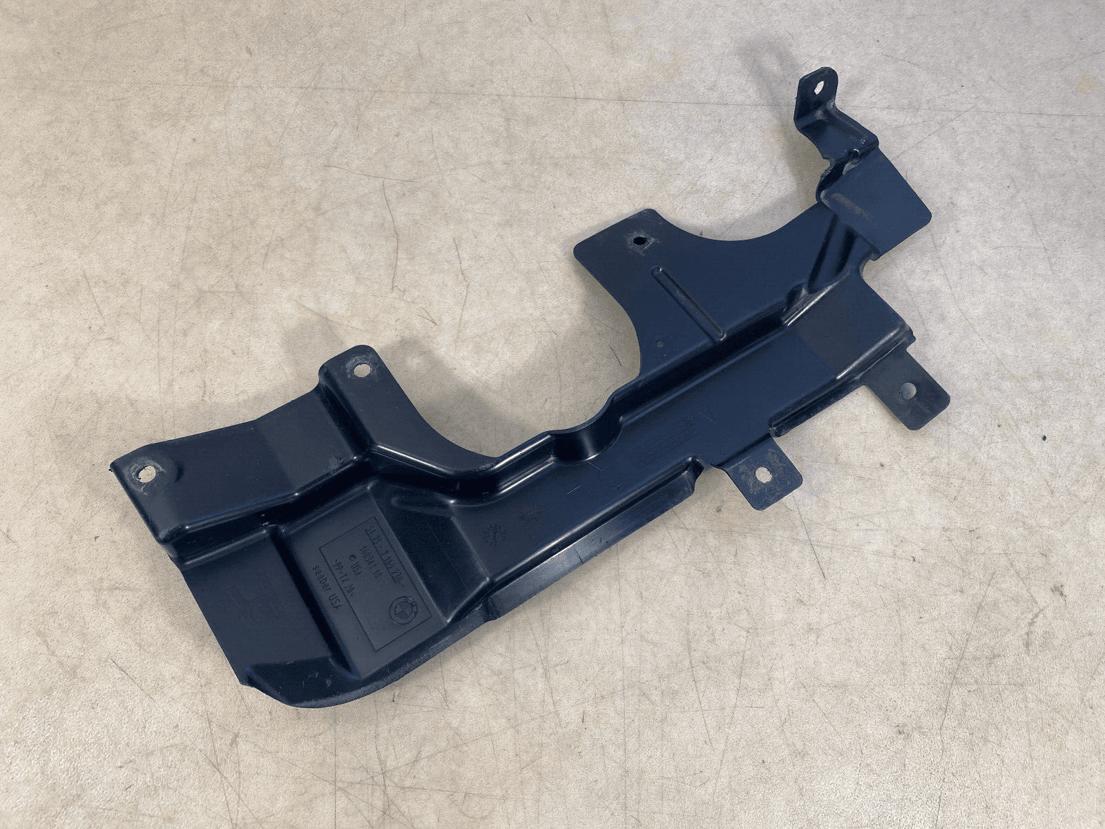 Genuine BMW X5 E70 F15 F85 X6 E71 E72 F16 F86 top right steering gear cover