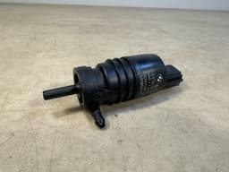 BMW Genuine BMW F10 7 F01 X3 F25 X5 E70 X6 E71 Wash pump Washer 67126934160 — thumbnail 1
