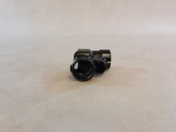 BMW NEW GENUINE BMW F45 F46 F20 F48 F39 MINI F55 F60 PROTECTION CLIP 13538580406 — thumbnail 3