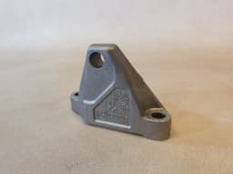 BMW BMW 3 5 6 7 8 X3 X4 X5 X6 X7 G-SERIES 3.0 disel FUEL PUMP MOUNTING BRACKET — thumbnail 6