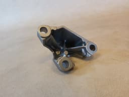 BMW BMW 3 5 6 7 8 X3 X4 X5 X6 X7 G-SERIES 3.0 disel FUEL PUMP MOUNTING BRACKET — thumbnail 8