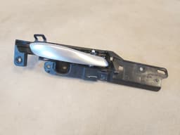 BMW Genuine BMW Hybrid X6 E71 E72 Hybrid X6 Door Opener Front Right 51219112430 — thumbnail 2