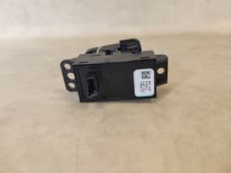 BMW BMW F90 M5 G30 G31 G32 G01 G02 X3 X4 Switch Parking Brake/Auto-Hol — thumbnail 4