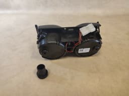 BMW BMW 5 SERIES G30 G31 CUP HOLDER STORAGE TRAY LIGHTER SOCKET 6801508 — thumbnail 8