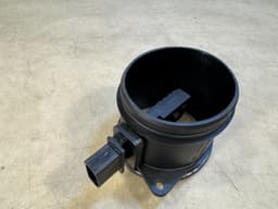 BMW GENUINE BMW X5 E70 3 E90 E91 Hot Film Mass Air Meter Flow Sensor 13627805415 — thumbnail 9