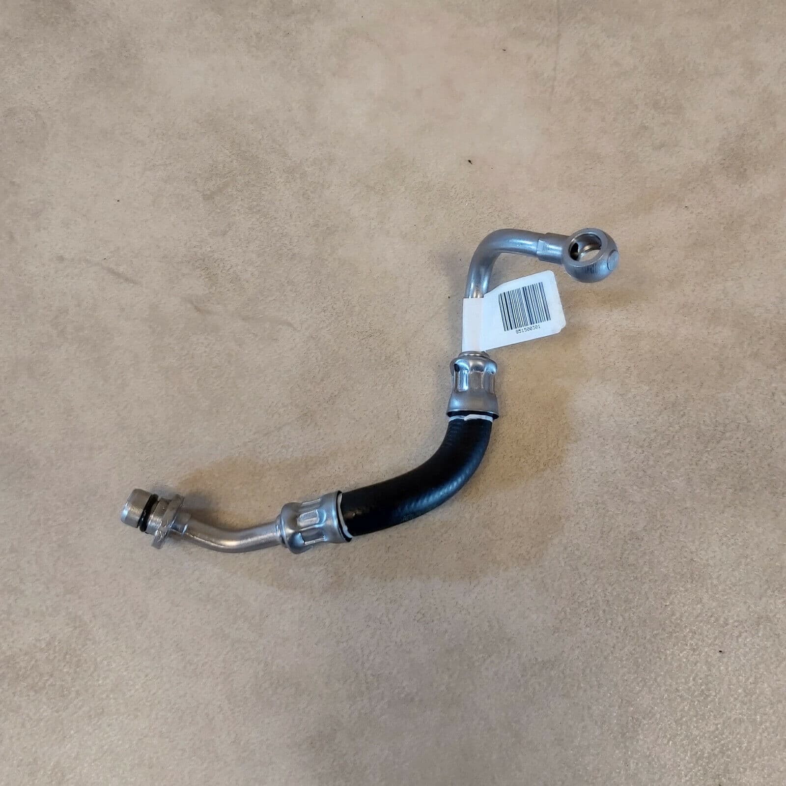 BMW GENUINE NEW BMW G-Series G01 G02 G05 G07 G11 G12 G20 G30 G31 Oil pipe inlet