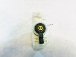 BMW OEM BMW 3 Series E46 EXPANSION TANK with warning switch Brake Fluid Reservoir — thumbnail 4