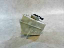 BMW OEM BMW 3 Series E46 EXPANSION TANK with warning switch Brake Fluid Reservoir — thumbnail 3