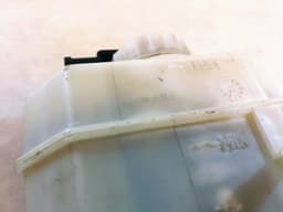 BMW OEM BMW 3 Series E46 EXPANSION TANK with warning switch Brake Fluid Reservoir — thumbnail 9