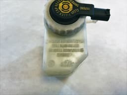 BMW OEM BMW 3 Series E46 EXPANSION TANK with warning switch Brake Fluid Reservoir — thumbnail 10