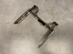 BMW GENUINE BMW X5 E70 E70 LCI X6 E71 E72 Bracket f center console center — thumbnail 4