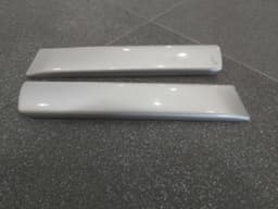 BMW GENUINE BMW OEM E39 Front Fender Trim Set ORIGINAL 51138159293 & 51138159294 — thumbnail 2