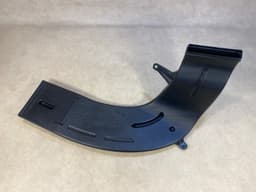 BMW Genuine BMW X5 E70 X6 E71 E72 F16 F86 Rear Right Front Heater duct 51477148530 — thumbnail 6