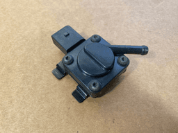 BMW GENUINE BMW X5 E70 X6 E71 Exhaust pressure sensor 13627804862 — thumbnail 4