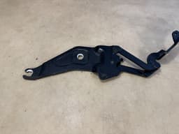 BMW BMW X5 E70 Front Engine Hood Bonnet Right Aluminum Hinge 41117174382 — thumbnail 8