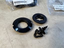 BMW BMW 7 E23 GENUINE NEW Mat Carpet Lock Bracket x4 psc — thumbnail 4