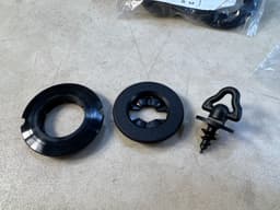 BMW BMW 7 E23 GENUINE NEW Mat Carpet Lock Bracket x4 psc — thumbnail 7