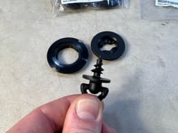 BMW BMW 7 E23 GENUINE NEW Mat Carpet Lock Bracket x4 psc — thumbnail 9