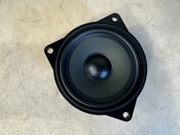 BMW BMW X3 E83 X5 E70 X6 E71 OEM Top HiFi Mid-Range Loud Speaker 4 Ohm 65139151864 — thumbnail 4