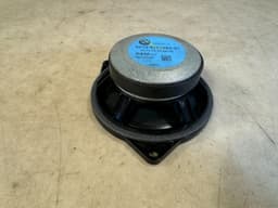 BMW BMW X3 E83 X5 E70 X6 E71 OEM Top HiFi Mid-Range Loud Speaker 4 Ohm 65139151864 — thumbnail 7