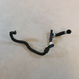 BMW NEW GENUINE BMW F45 F46 F20 F48 F39 MINI F55 F60 Fuel return line 13538514116 — thumbnail 1
