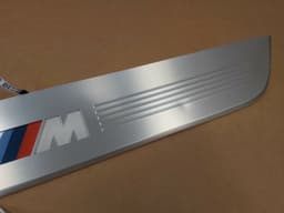 BMW Bmw 7 G12 M trim illuminated entry sill panel kit SET 8061028 8061045 8061046 — thumbnail 4