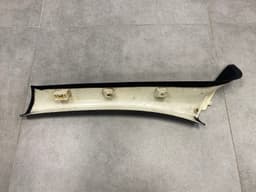 BMW BMW 1 Series E81 E87 A-Pillar Trim Right 51437058330 — thumbnail 4