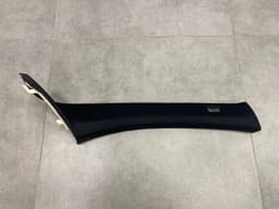 BMW BMW 1 Series E81 E87 A-Pillar Trim Right 51437058330 — thumbnail 2