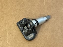 BMW BMW 1 3 5 7 F40 G20 G21 G30 G31 G11 G12 OEM TPMS Tire PRESSURE SENSOR RDC 433MHZ — thumbnail 3