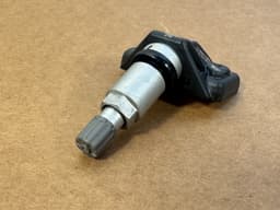 BMW BMW 1 3 5 7 F40 G20 G21 G30 G31 G11 G12 OEM TPMS Tire PRESSURE SENSOR RDC 433MHZ — thumbnail 5