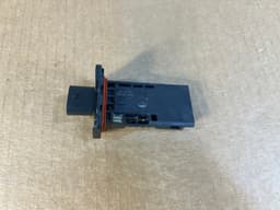 BMW NEW GENUINE BMW G20 G30 G01 G05 MINI 8583496 Hot Film Mass Air Meter Flow Sensor — thumbnail 3
