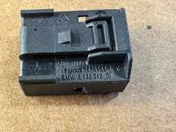 BMW Genuine BMW F G Series Steering Wheel Wire Connector Horh Plug Cover 9135012 — thumbnail 8