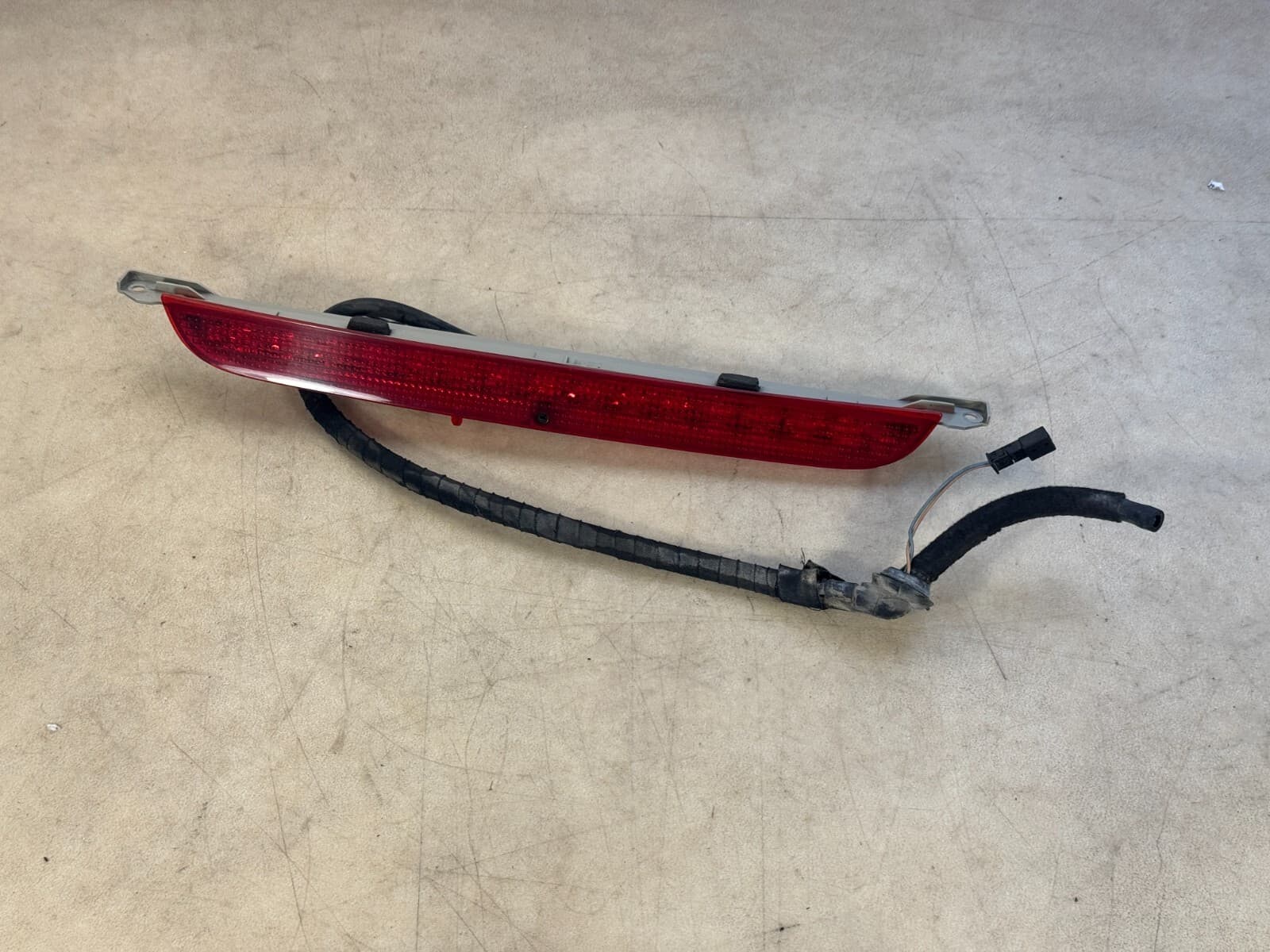 GENUINE BMW X5 E70 REAR Third Brake Light Third Stoplamp 63257272967