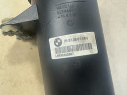 BMW Genuine BMW X5 E70 5 E60 E E65 Oil carrier Power Steering Fluid Tank 32416782538 — thumbnail 2