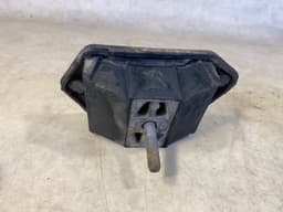 BMW BMW E23 7 SERIES Rubber Mounting Right 11811175307 — thumbnail 4