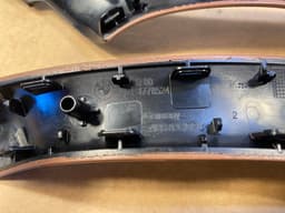 BMW Genuine BMW 5 F10 F11 GRAB HANDLE PULL TRIM SURROUND PANEL 1778524 1778523 — thumbnail 7