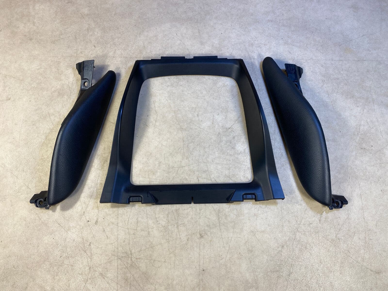 GENUINE BMW X5 X6 E70 E71 Protective Padding Knee Padding Cover Trim SET