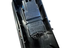 LAND ROVER GENUINE Land Rover Range Rover Sport L320 Side Door Window Switch Rear — thumbnail 7